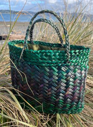 Kete on the beach